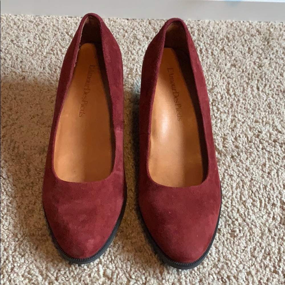 Oxblood suede L’amour Des Pieds Jolanda pumps size 7.5